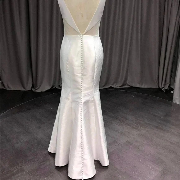 Custom made hand painted wedding dress - Picture 7 of 9